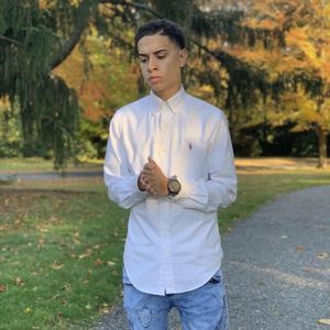 Meet your Posher, Ezequiel